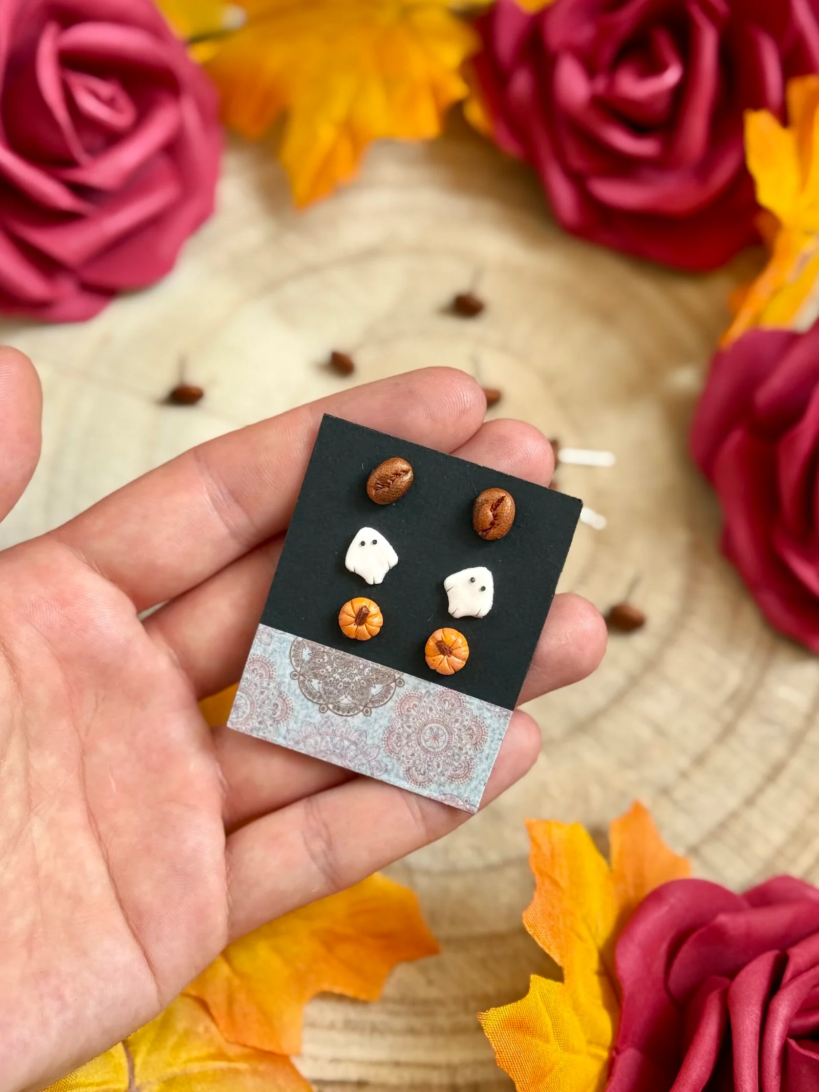 Set de pendientes de botón – Calabaza, Fantasma y Grano de Café