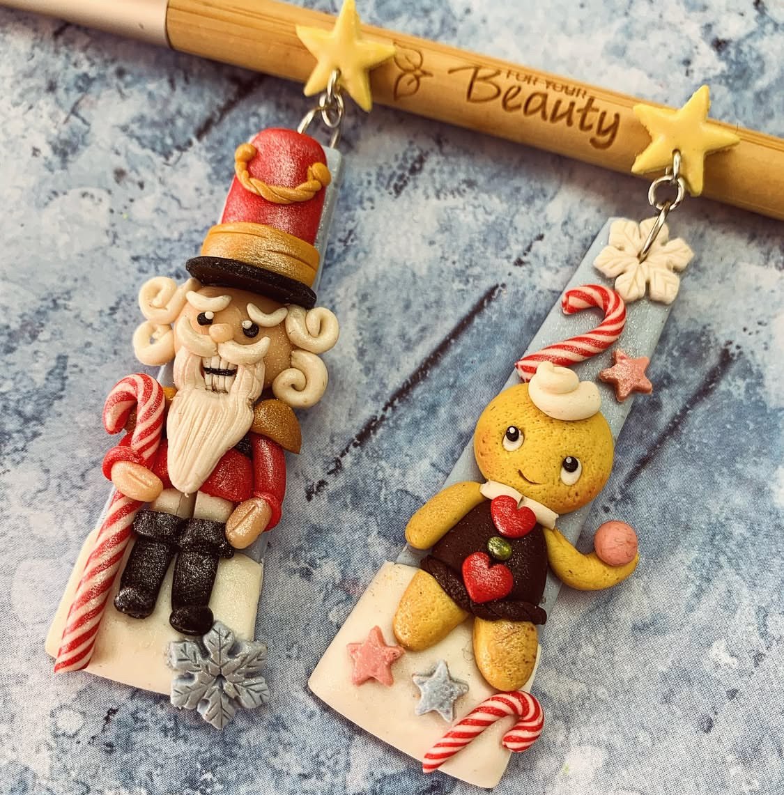 Pendientes navideños artesanales – Cascanueces y Muñeco de Jengibre
