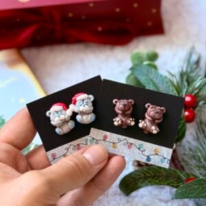 Pendientes Osito Abrazador – Versión Marrón o Gris Navideño
