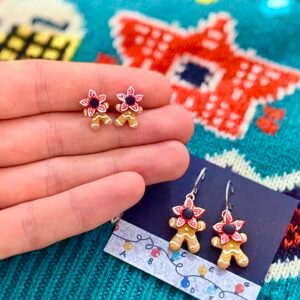 Pendientes “Demogorgon de Jengibre” – edición navideña (Stud o Colgante)