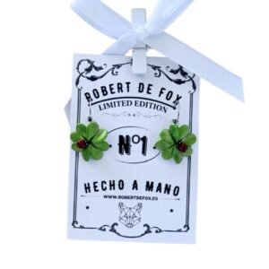 Pendientes Trébol de la Suerte con Mariquita – Hechos a Mano