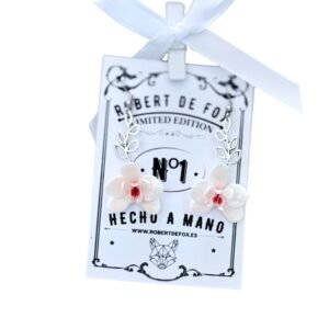 Pendientes Orquídea Blanca con hojas plateadas - elegancia natural