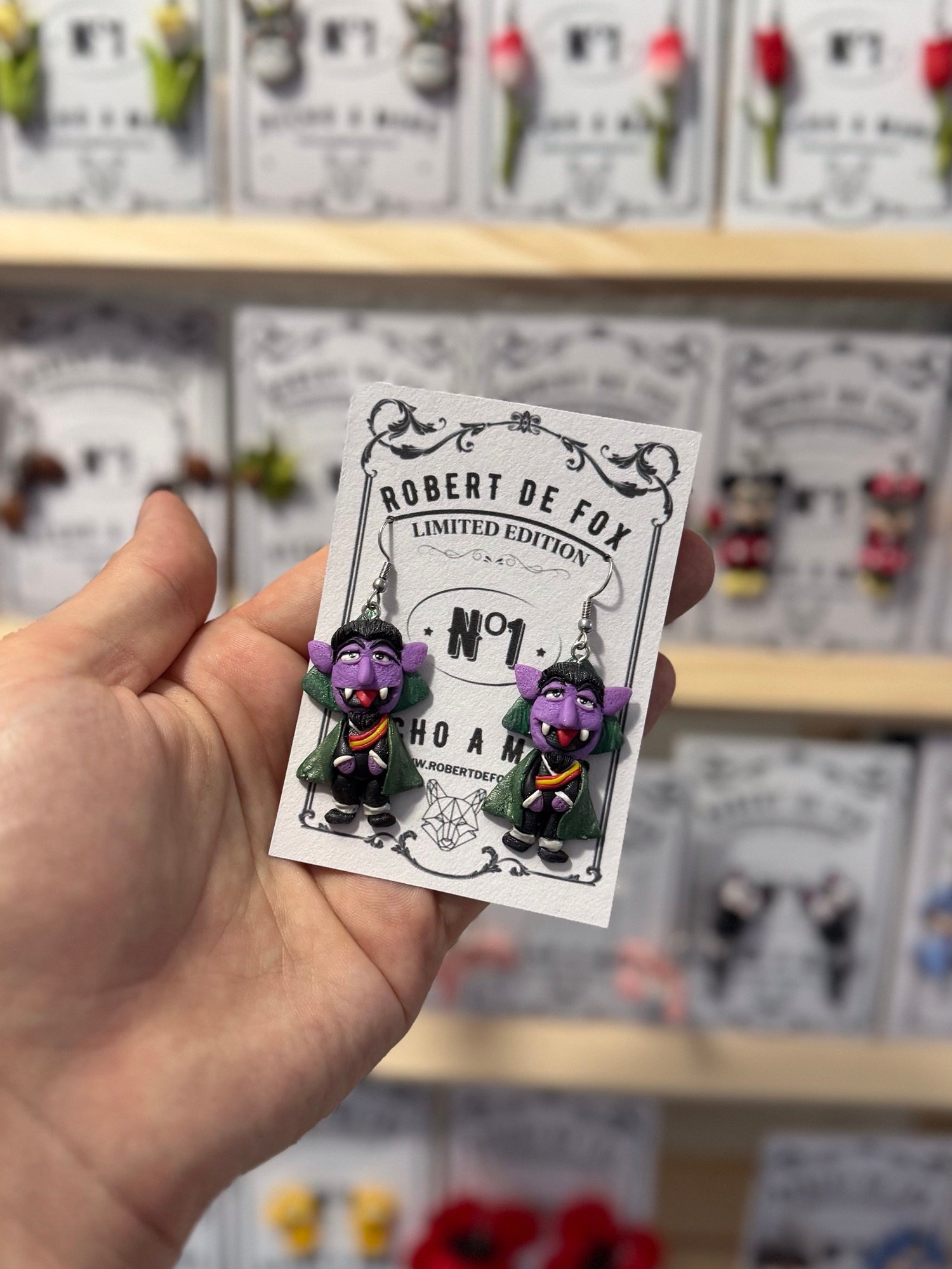 Pendientes Conde Drácula estilo Muppet