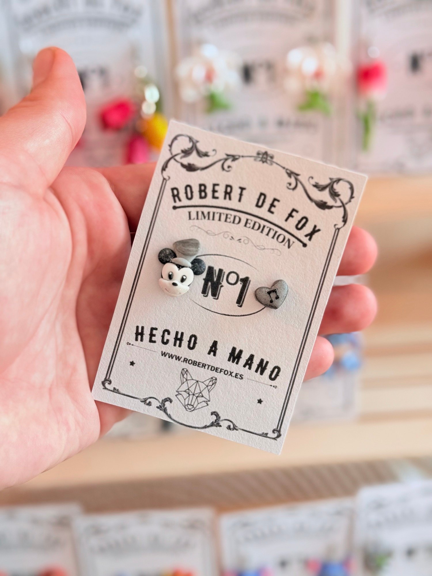 Pendientes Mickey minimal - botón